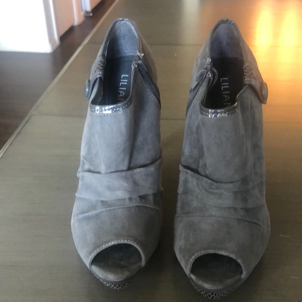 Ankle heels